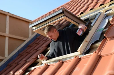 Pose de fenêtres de toit Velux à Ambonville